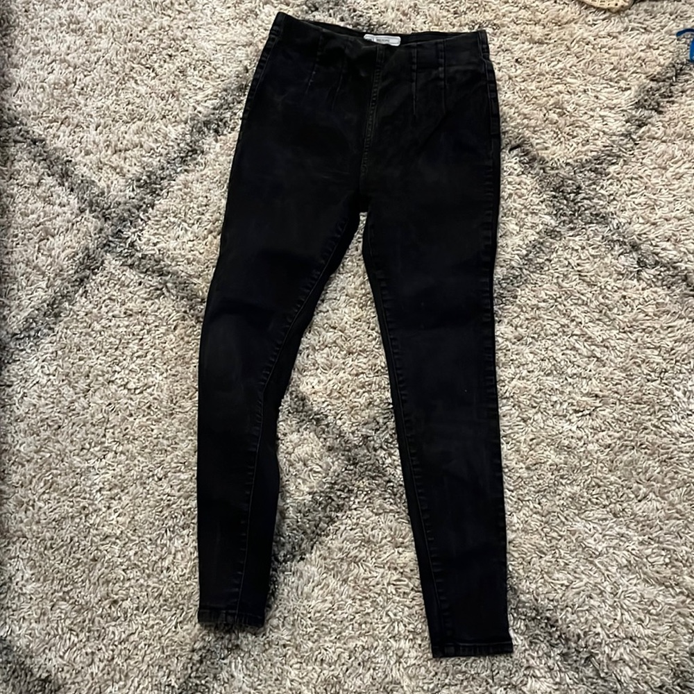 Free people pull on black jeggings size 29